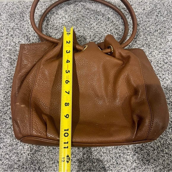 Michael Kors Astor Ring Large Tote Handbag Brown Pebbled Leather Gold Hardware - Picture 9 of 13